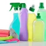 I prodotti chimici domestici più comuni influiscono sul peso?