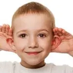 Gli scienziati cinesi creano nuove orecchie per i bambini